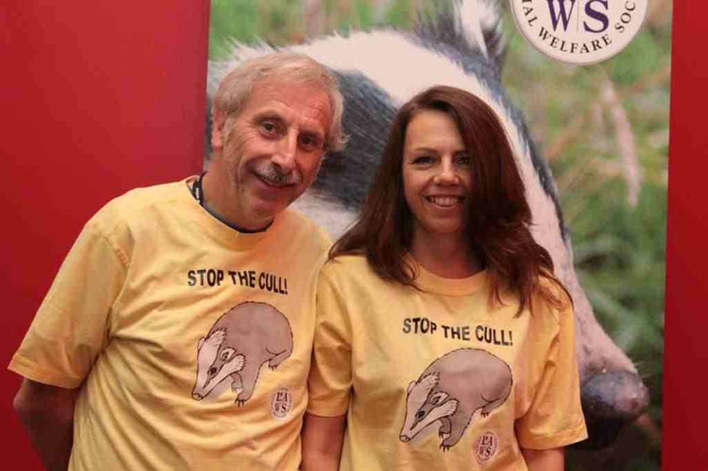 stop the cull t-shirt modelled by two laws members